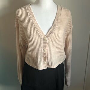 ⬇️ 2/$25 Listing - Romwe Crop Long Sleeve Button Up Fuzzy Waffle Knit Top